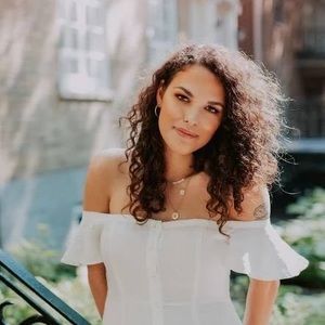 Meet your Posher, Anne-marie